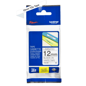 Cinta Brother Tze231 Cinta Laminada texto negro sobre fondo blanco 12 mm.
